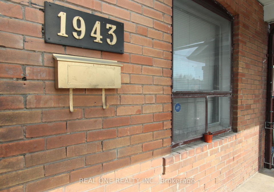 1943-dufferin-street-toronto-ontario-c12749566