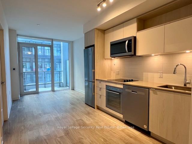 121-lower-sherbourne-street-toronto-ontario-c12749624