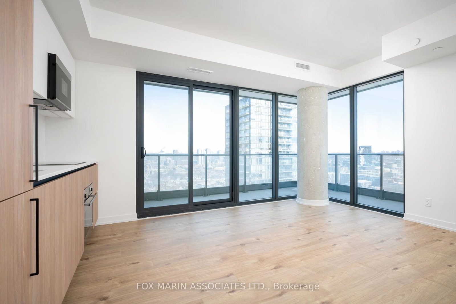 35-parliament-street-toronto-ontario-c12749752