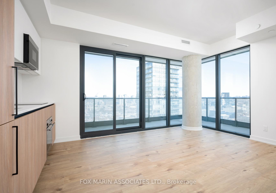 35-parliament-street-toronto-ontario-c12749752