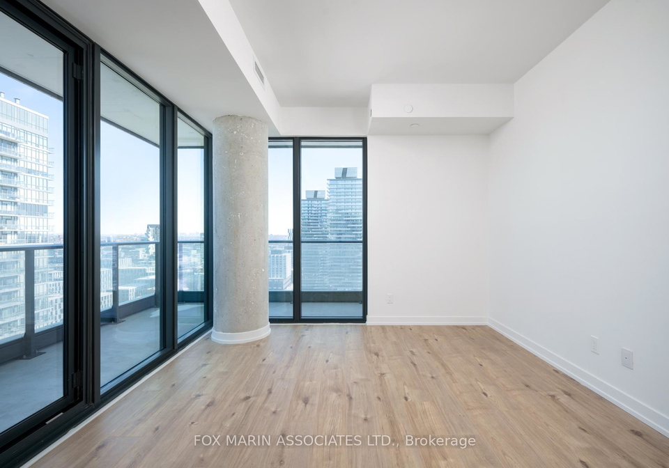 35-parliament-street-toronto-ontario-c12749752