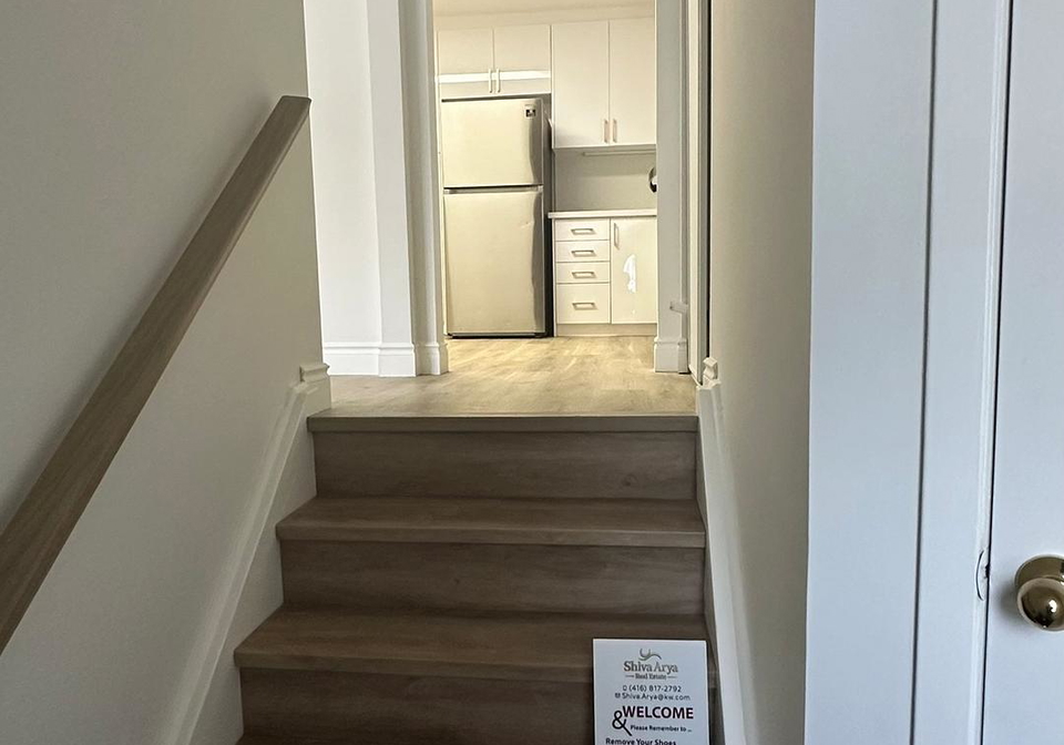 182-hilda-avenue-toronto-ontario-c12749784