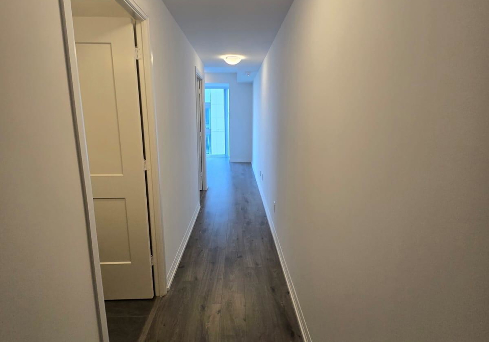 28-widmer-street-toronto-ontario-c12749812