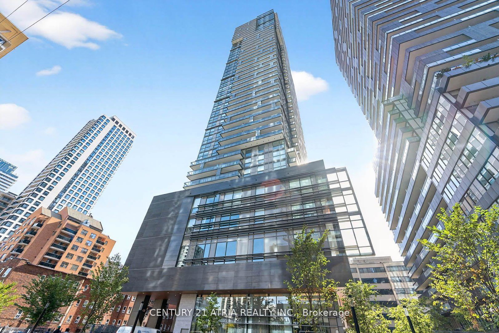 39-roehampton-avenue-toronto-ontario-c12750280