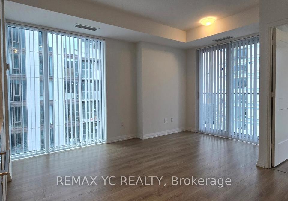 8-widmer-street-toronto-ontario-c12750626
