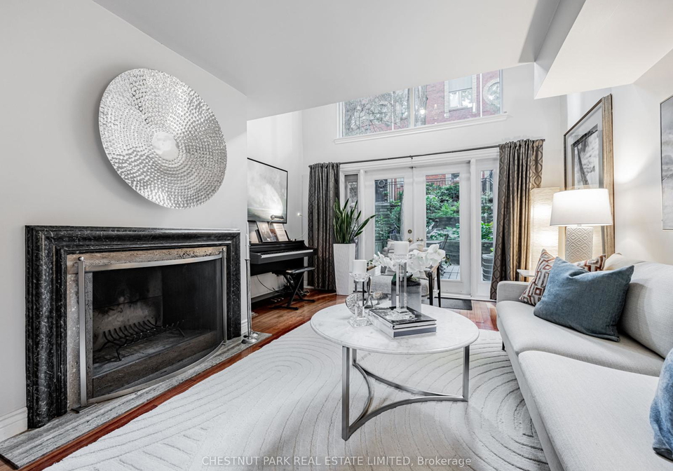 280-sherbourne-street-toronto-ontario-c12750654