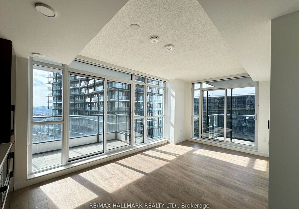 38-widmer-street-toronto-ontario-c12750786