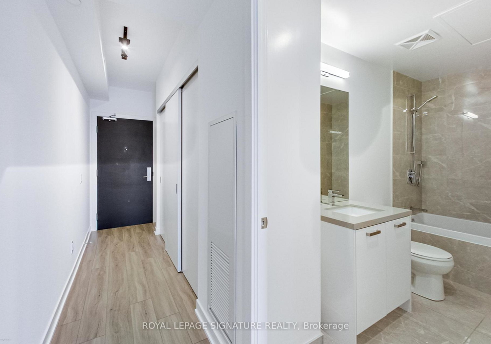 458-richmond-street-toronto-ontario-c12750854