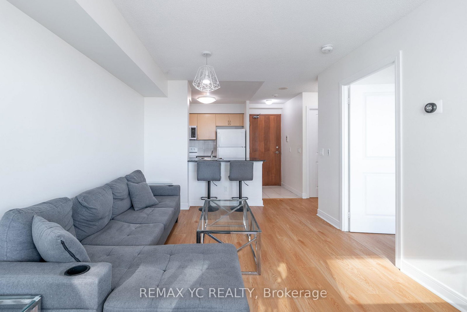 35-bales-avenue-north-york-ontario-c12751072