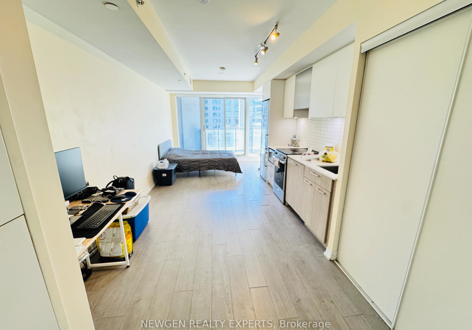 251-jarvis-street-toronto-ontario-c12751270