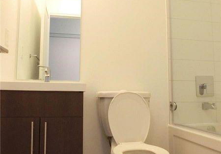 780-sheppard-avenue-e-north-york-ontario-c12751334