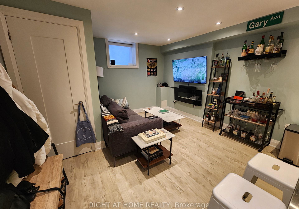 1017-bathurst-street-toronto-ontario-c12751676