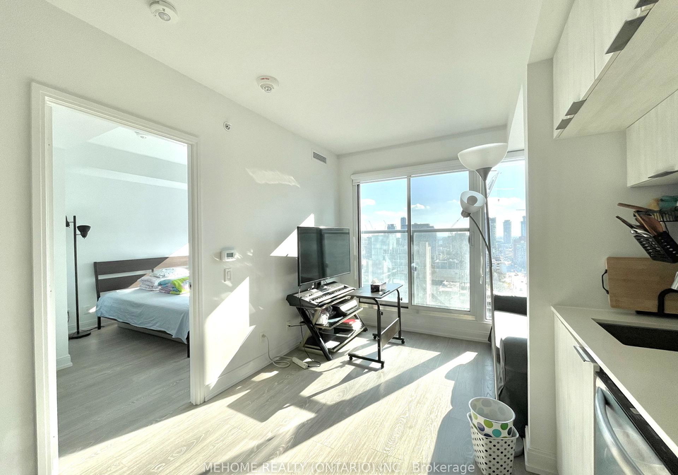181-dundas-street-e-toronto-ontario-c12751762