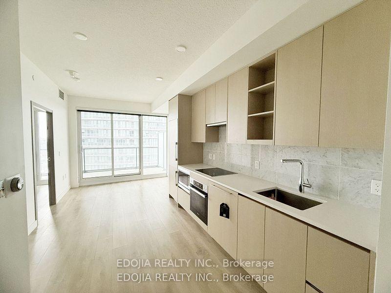 95-mcmahon-drive-north-york-ontario-c12751788