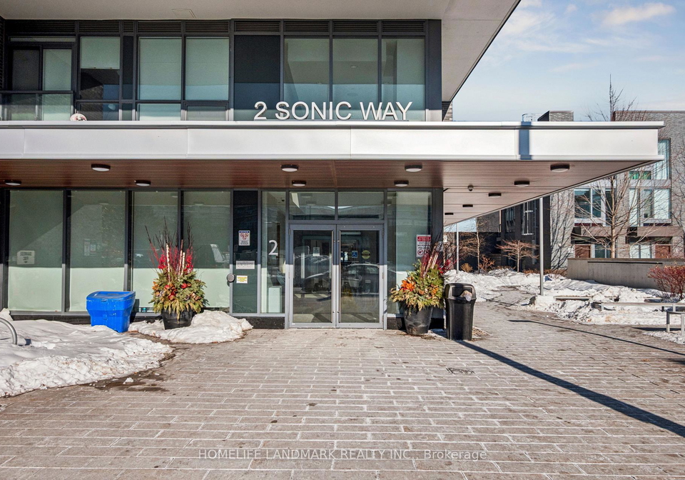 2-sonic-way-east-york-ontario-c12751946