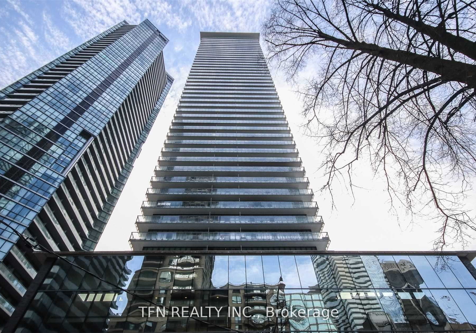 33-charles-street-e-toronto-ontario-c12752320
