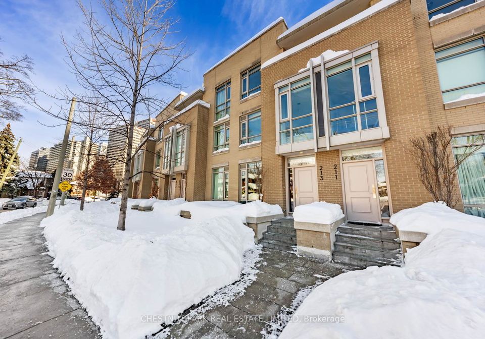 213-duplex-avenue-toronto-ontario-c12752590