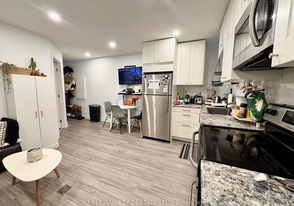 340-howland-avenue-toronto-ontario-c12752696