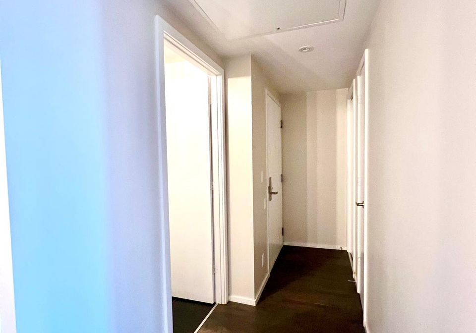 5-st-joseph-street-toronto-ontario-c12752954