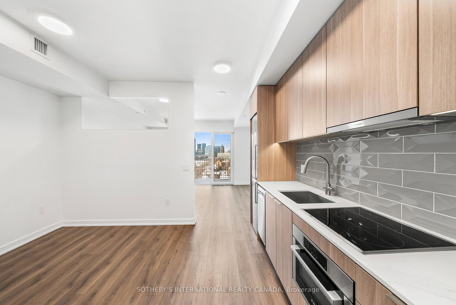 88-bathurst-street-toronto-ontario-c12753008