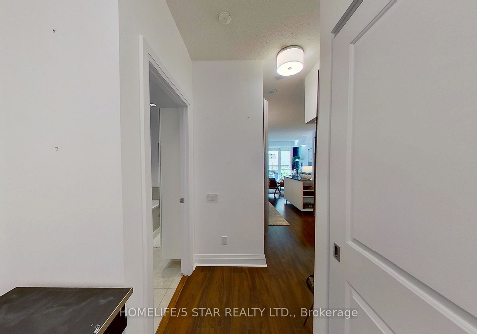 25-scrivener-square-toronto-ontario-c12753288