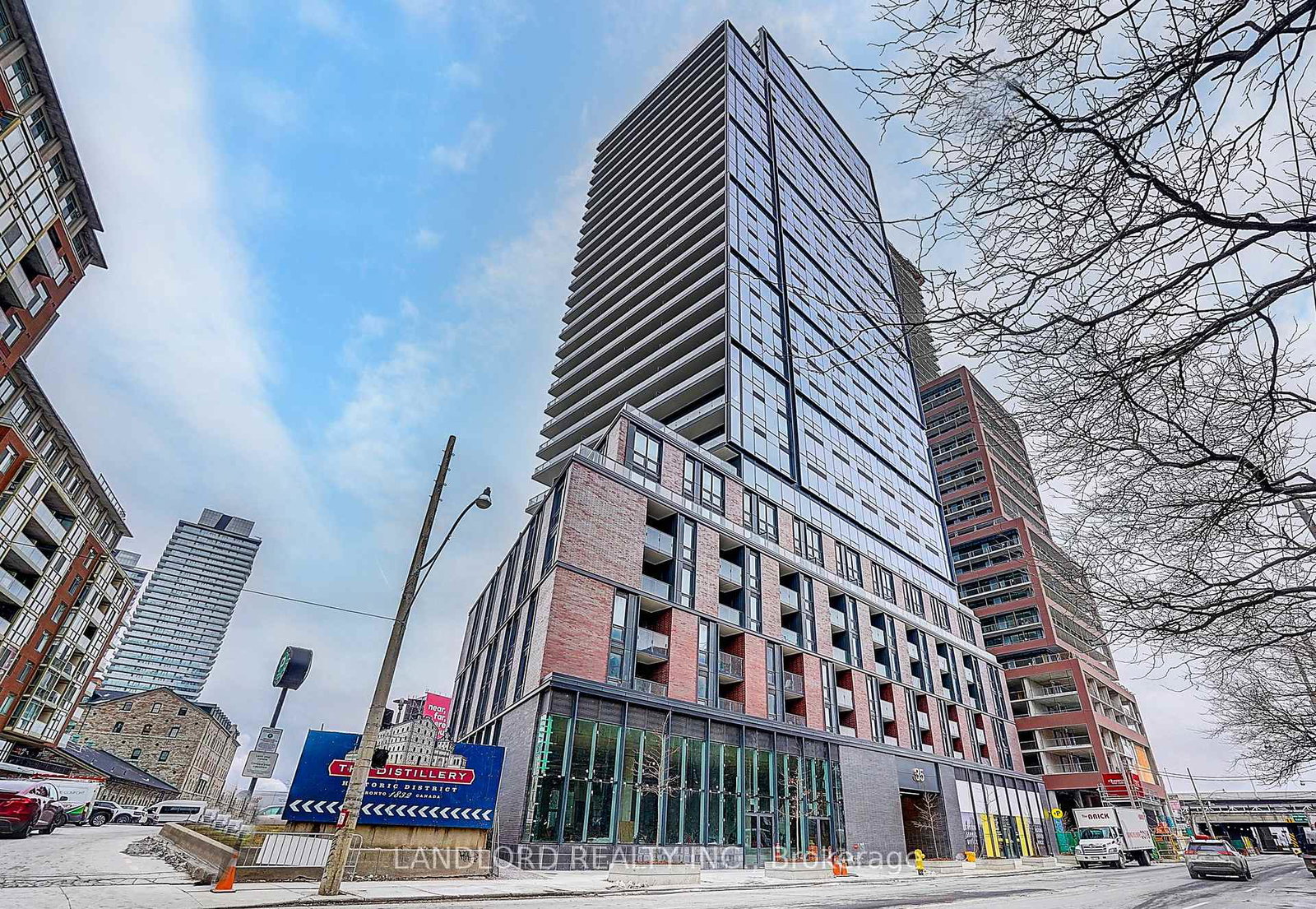 35-parliament-street-toronto-ontario-c12753350