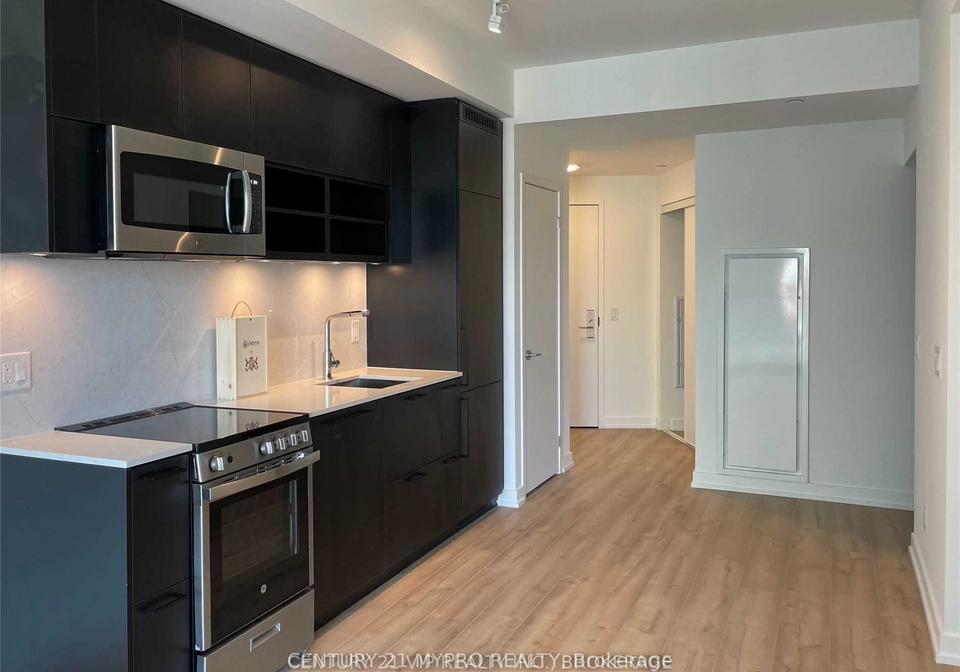 135-east-liberty-street-toronto-ontario-c12753414