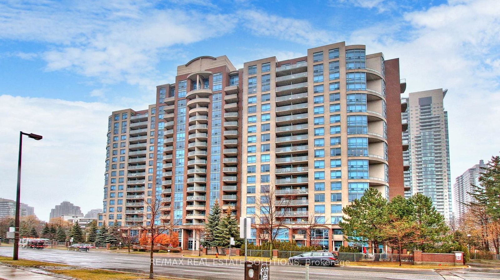 233-beecroft-road-toronto-ontario-c12753436