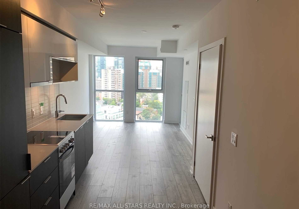 159-wellesley-street-e-toronto-ontario-c12753470