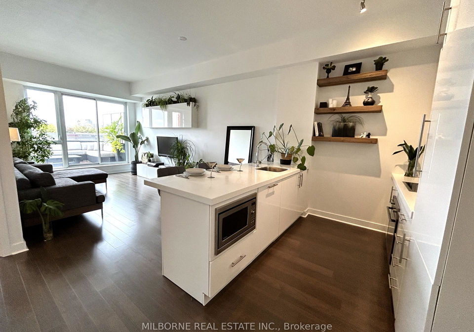 156-portland-street-toronto-ontario-c12753598