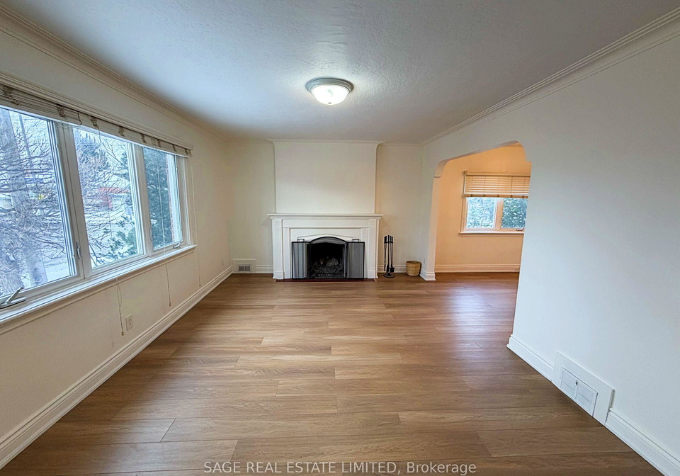 375-lawrence-avenue-w-toronto-ontario-c12753650