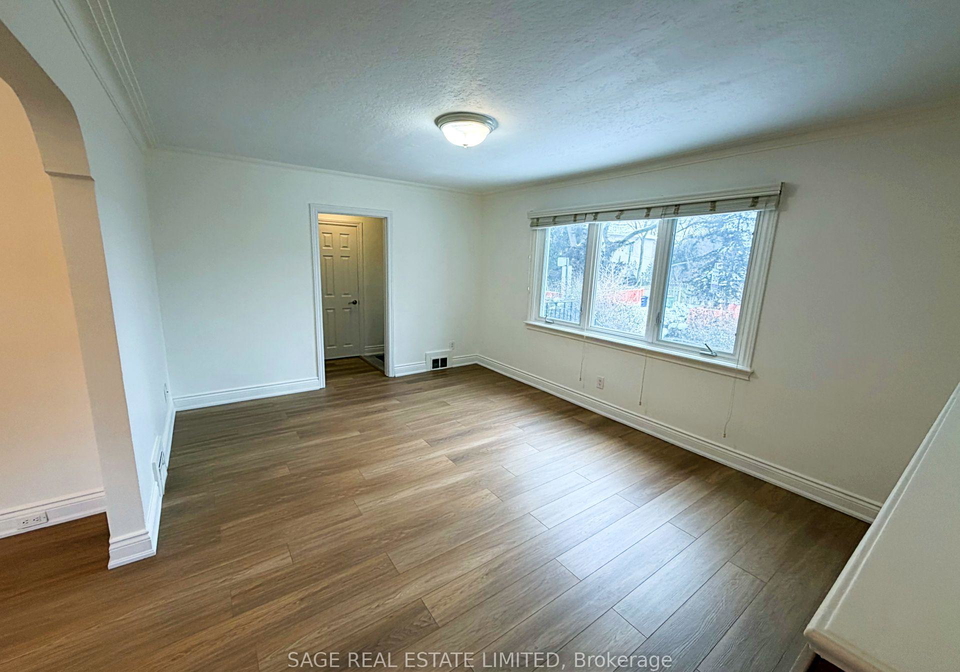 375-lawrence-avenue-w-toronto-ontario-c12753650