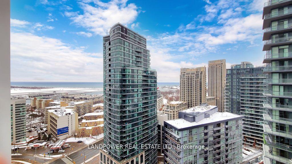 19-bathurst-street-toronto-ontario-c12753746