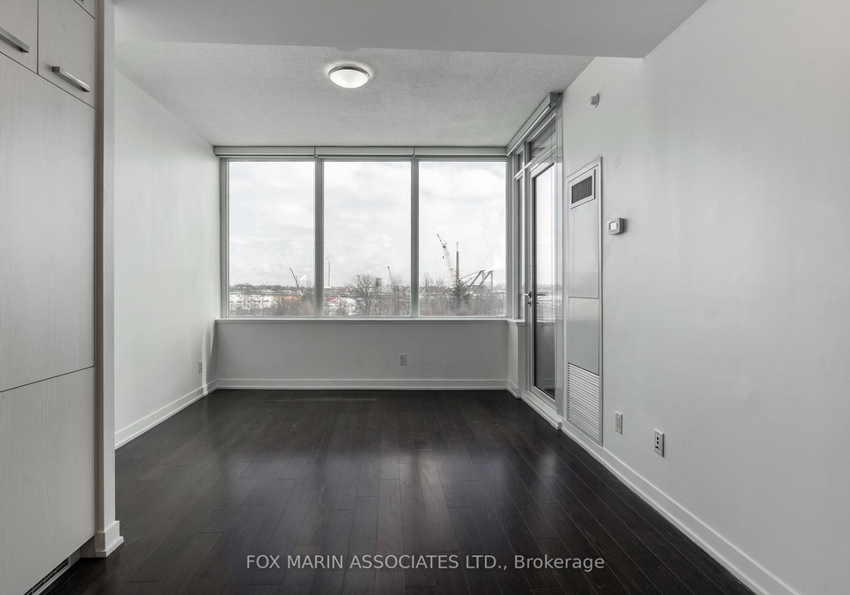 120-bayview-avenue-toronto-ontario-c12753808
