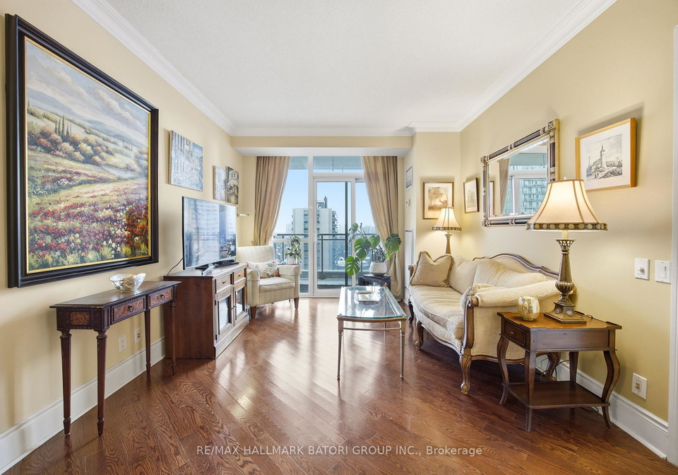 123-eglinton-avenue-e-toronto-ontario-c12753828
