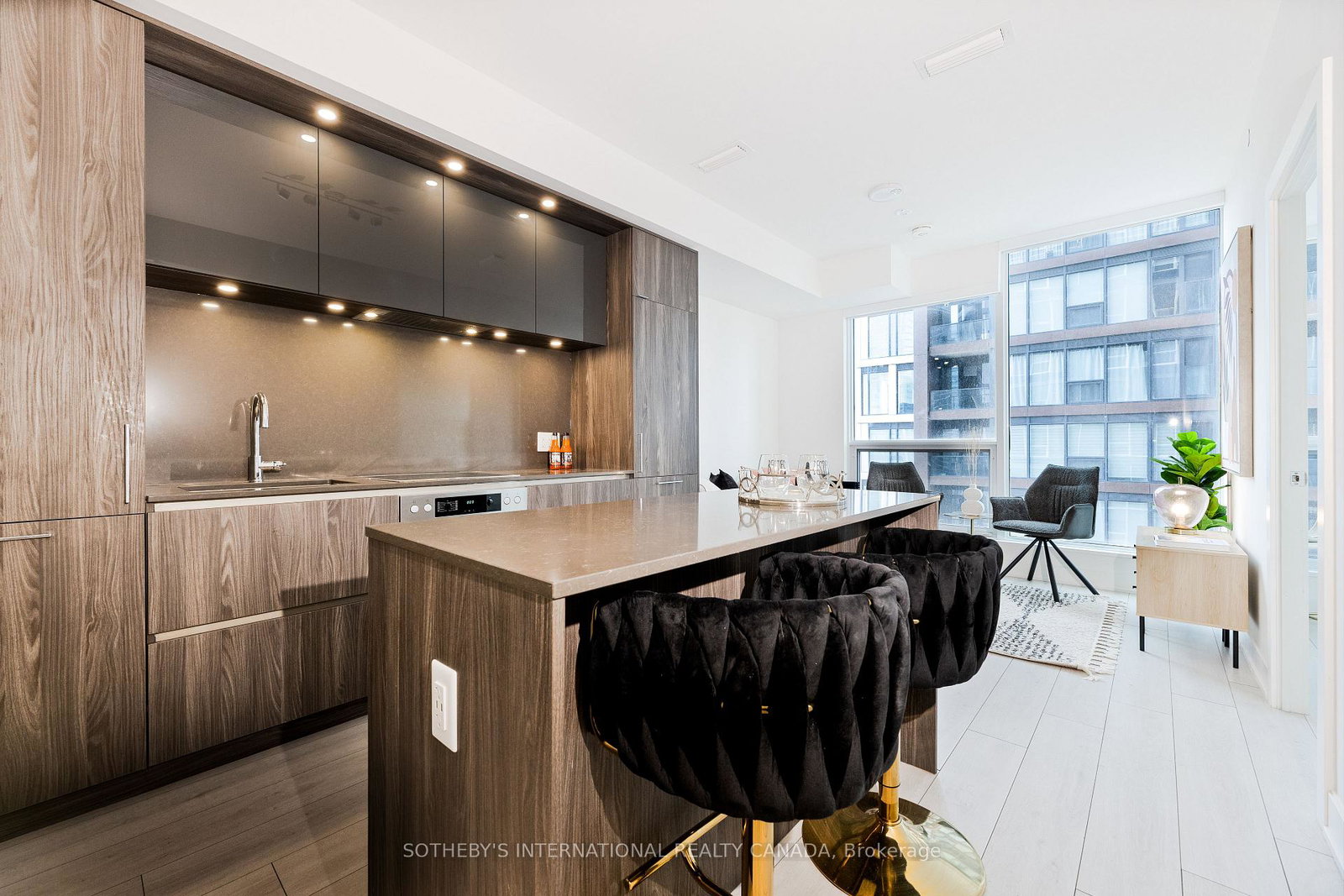 35-mercer-street-toronto-ontario-c12753836