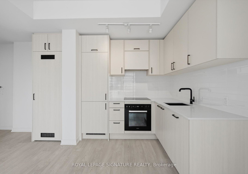 1-quarrington-lane-north-york-ontario-c12754026