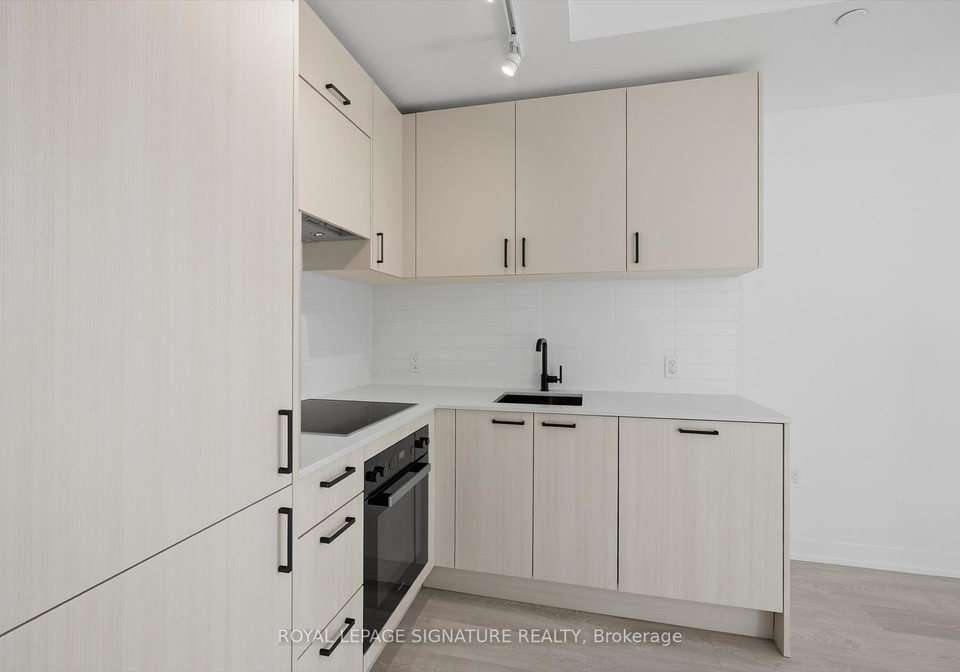 1-quarrington-lane-north-york-ontario-c12754026