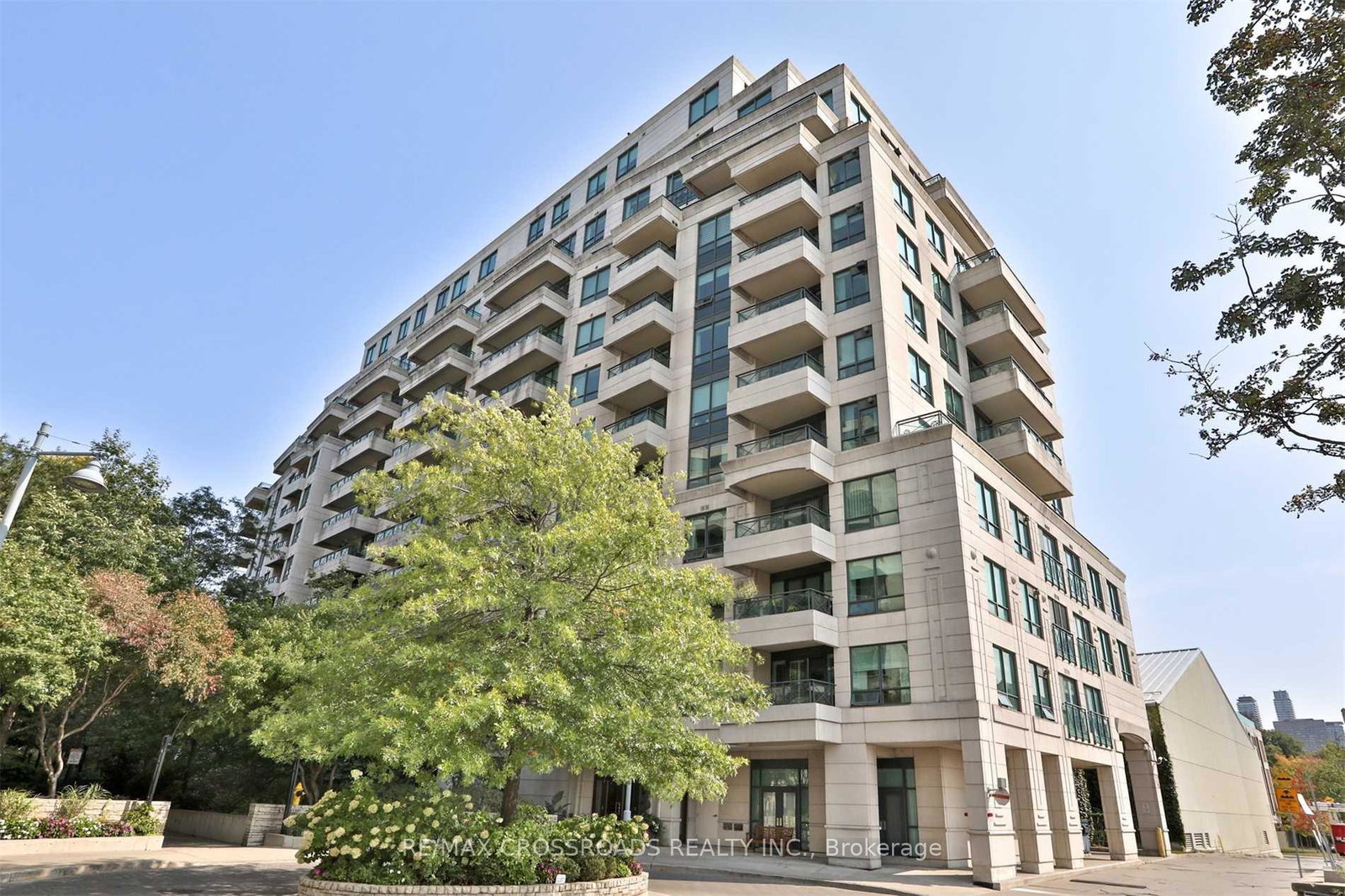 25-scrivener-square-toronto-ontario-c12754162