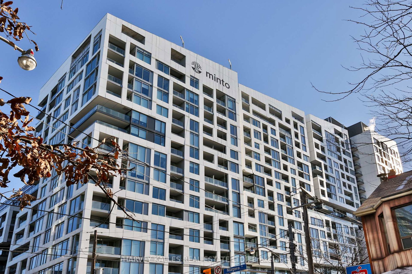 27-bathurst-street-toronto-ontario-c12754274
