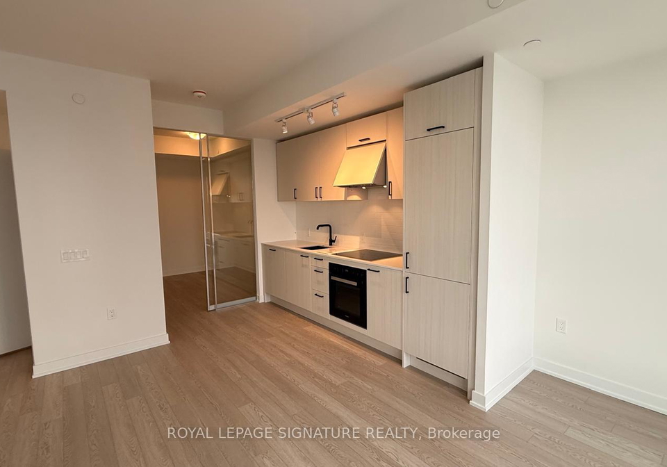 1-quarrington-lane-north-york-ontario-c12754794