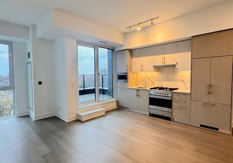8-manor-road-w-toronto-ontario-c12754974