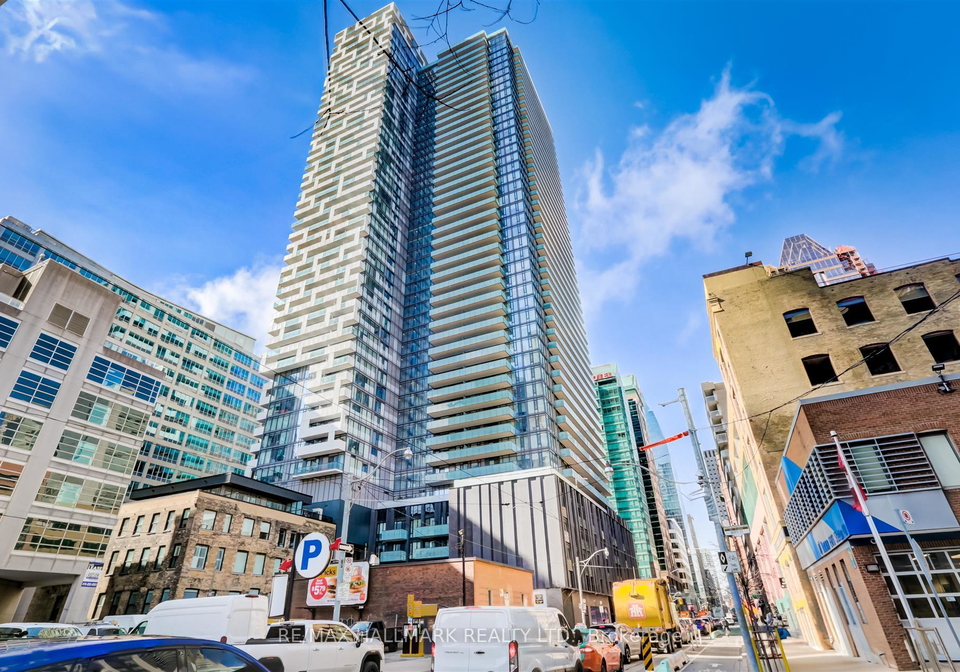 25-richmond-street-e-toronto-ontario-c12755014