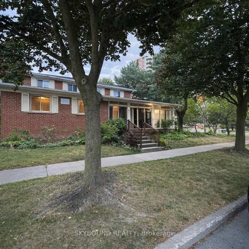 3-oakhurst-drive-north-york-ontario-c12755082