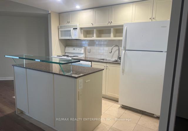 8-york-street-toronto-ontario-c12755440