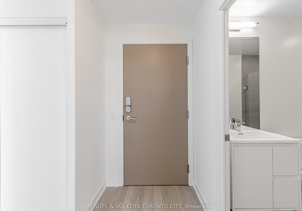 1-quarrington-lane-north-york-ontario-c12755536