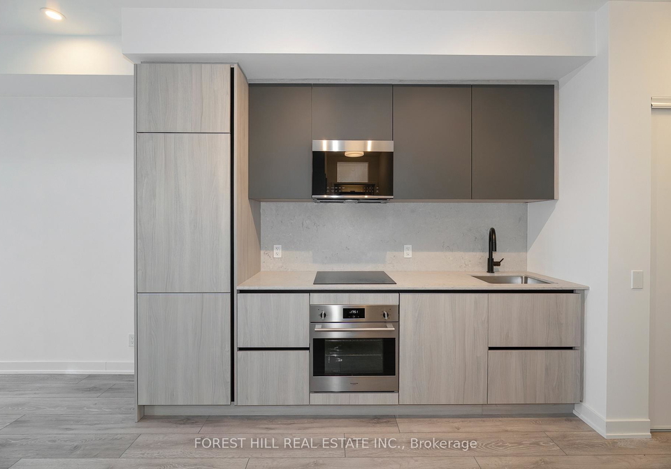 108-peter-street-toronto-ontario-c12755660