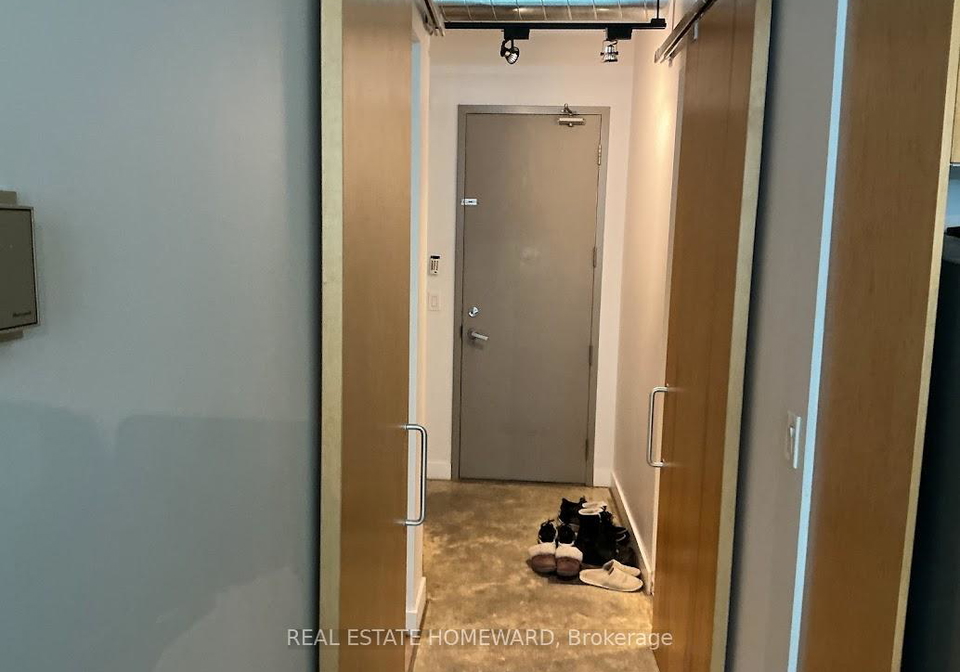 188-eglinton-avenue-e-toronto-ontario-c12755698