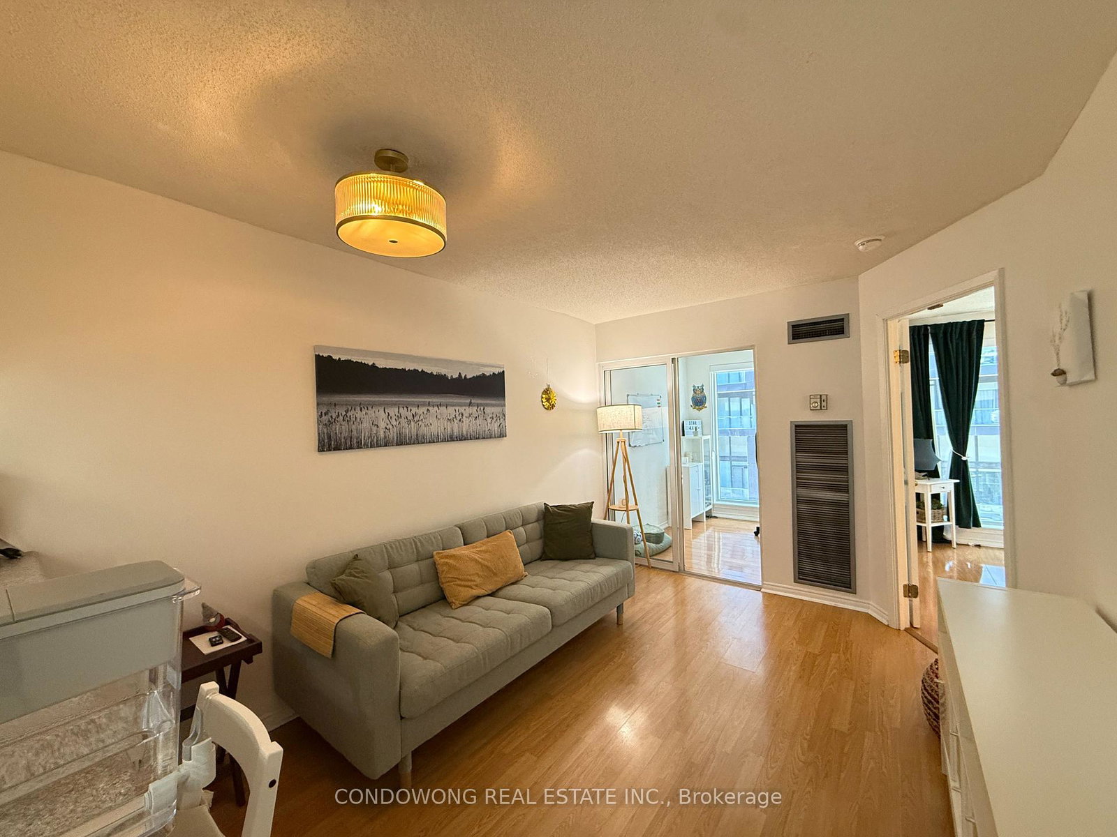 222-the-esplanade-toronto-ontario-c12755726