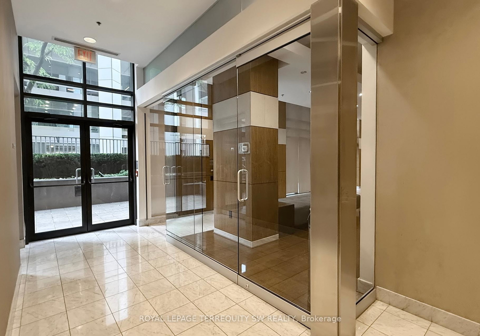 85-bloor-street-e-toronto-ontario-c12756020